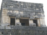 upper_temple_of_jaguars2_thumb.jpg